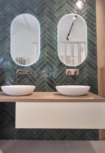 Rénovation complète de salle de bain clé en main à Beynost 100% carrelage Marazzi et sanitaire Chez Envie de Salle de bain à Champagne-au-Mont-d'Or